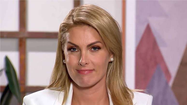 Ana Hickmann bursts into tears when talking about violence against women