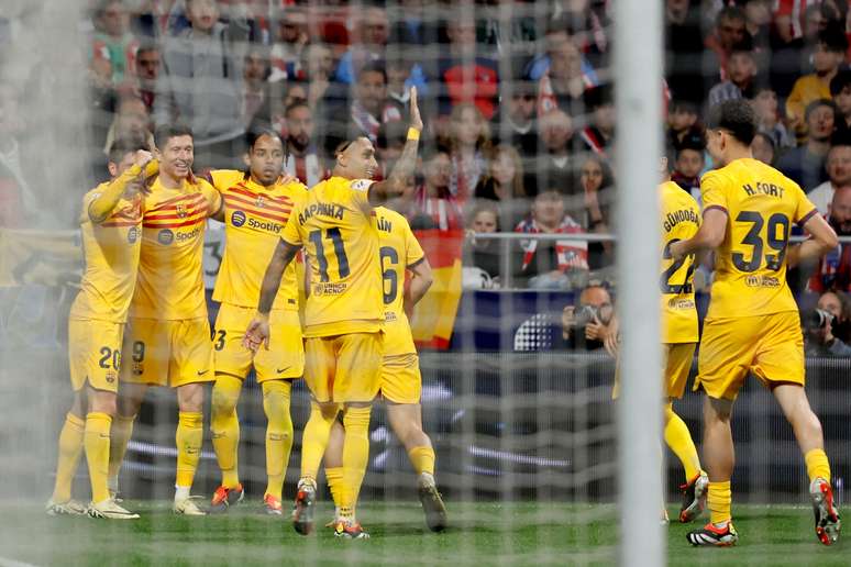 Barcelona goleia o Atlético de Madrid pela La Liga