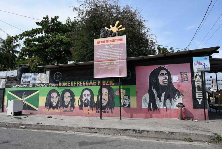 A m&uacute;sica e a linguagem s&atilde;o essenciais para a ideologia rasta