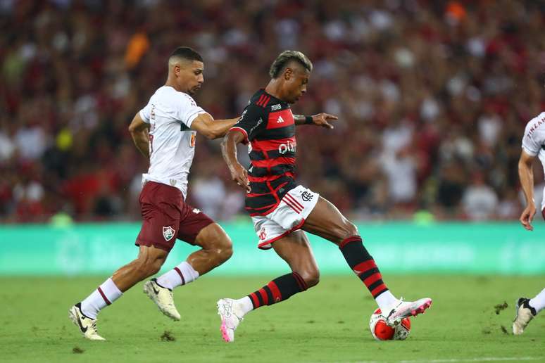 Flamengo elimina o Fluminense e avança para a final do Carioca. 