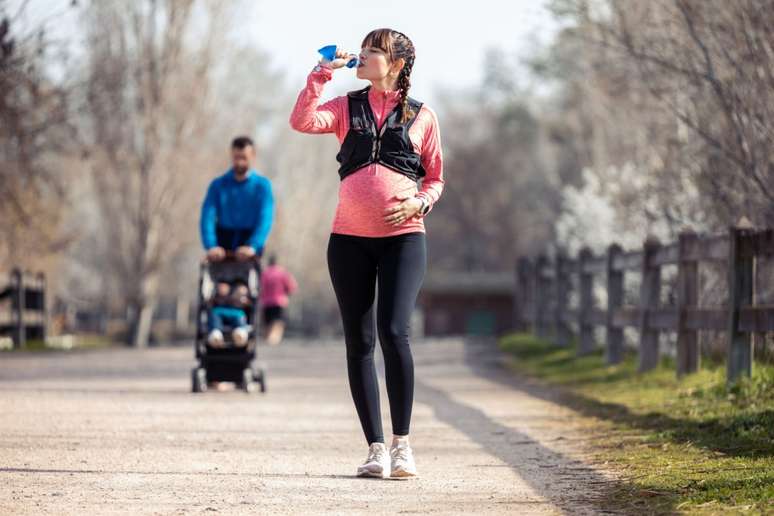 A caminhada é um exercício físico benéfico para as grávidas 