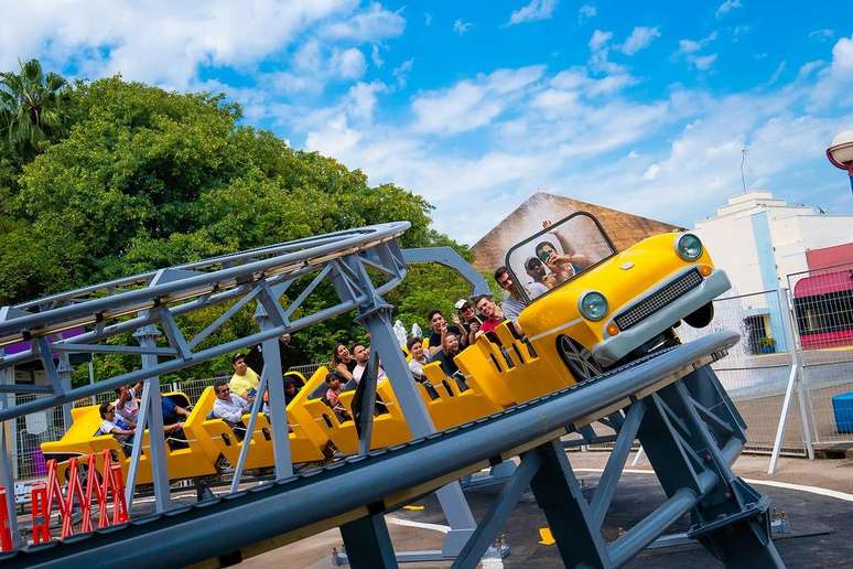 Speedi '64 é opção de montanha-russa para quem visita o parque com crianças