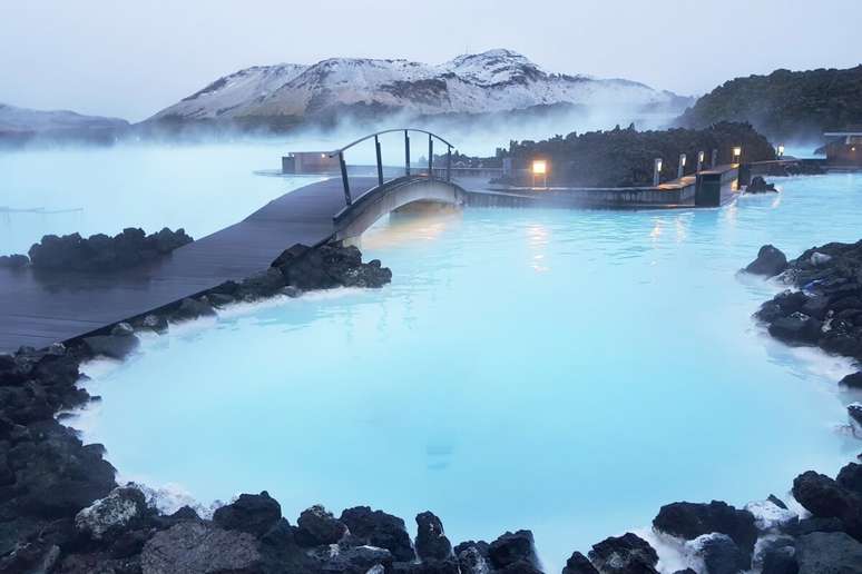 O Blue Lagoon é um paraíso azul geotermal na Islândia