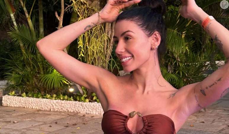 Maria Lina shows the photo of her breasts after mastopexy with silicone replacement: ‘I wasn’t happy with my body’
