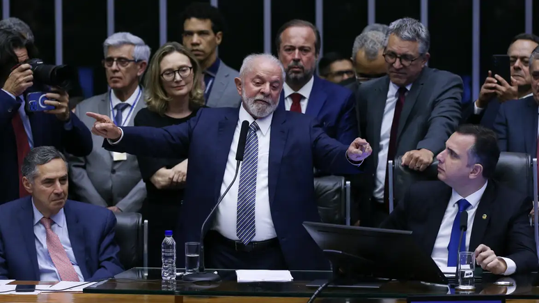 'Problema n&atilde;o &eacute; do presidencialismo de coaliz&atilde;o, o problema &eacute; do gerente, que &eacute; muito ruim', diz Pereira, sobre Lula