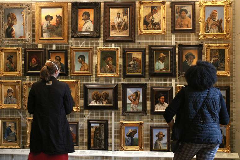 The collections arrive at the Museum through donations or purchases