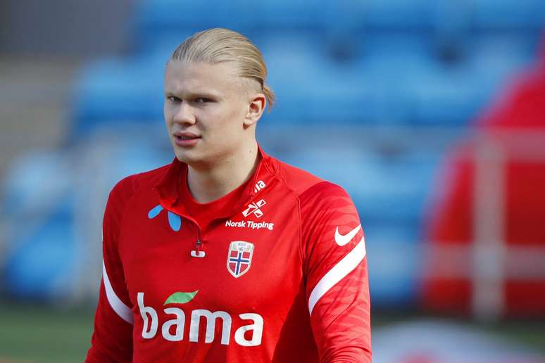 Haaland em treino da seleção da Noruega 