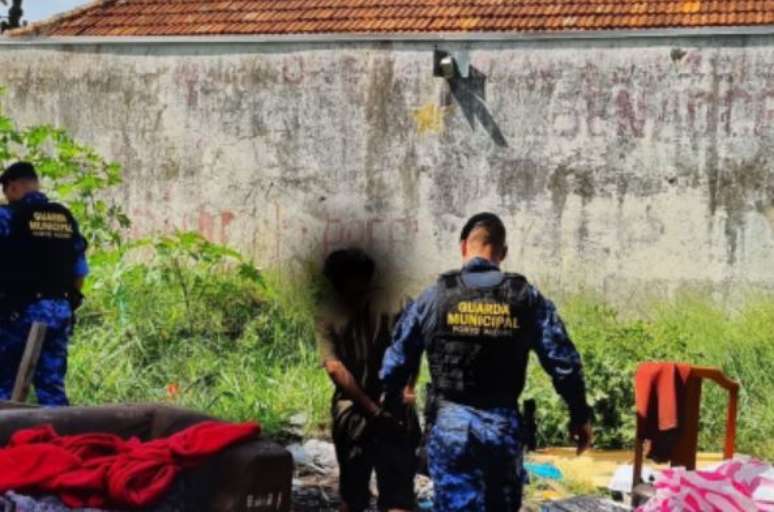 The Municipal Guard arrests a couple for receiving stolen cables in Porto Alegre
