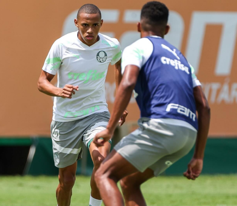 Jhon Jhon Perde Espaço No Time Do Palmeiras