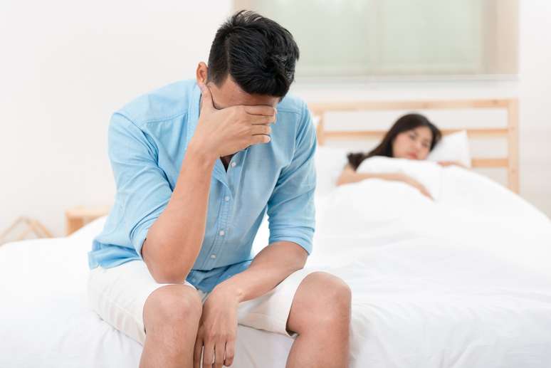 Can low testosterone affect morning erections?