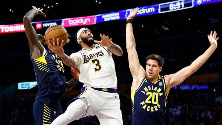 Los Angeles Lakers têm terceira vitória seguida na NBA