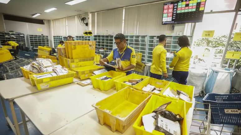 Serviços postais terão reajuste a partir de abril