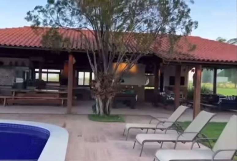 &Aacute;rea de lazer da fazenda de Carlinhos Maia