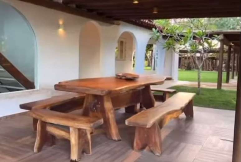 &Aacute;rea comum da fazenda de Carlinhos Maia