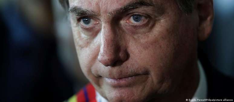 Depois de ter o passaporte apreendido, Bolsonaro ficou dois dias na embaixada da Hungria, em Brasília