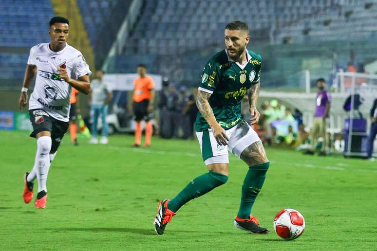 Z&eacute; Rafael (Palmeiras) em jogo oficial no dia 08.02.2024
