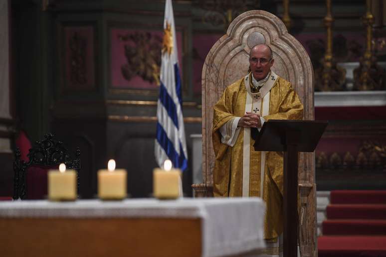 O arcebispo de Montevidéu, cardeal Daniel Sturla, afirma que o nome da Semana do Turismo 'é uma questão resolvida' no Uruguai.