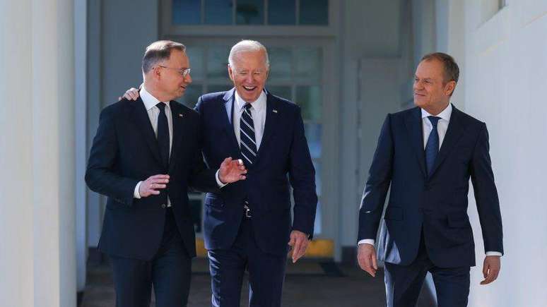 Tusk e o presidente polonês, Andrzej Duda, tiveram encontro no início deste mês com o presidente dos EUA, Joe Biden, na Casa Branca