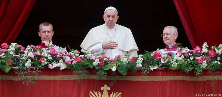 O papa Fransico na celebração do domingo de Páscoa