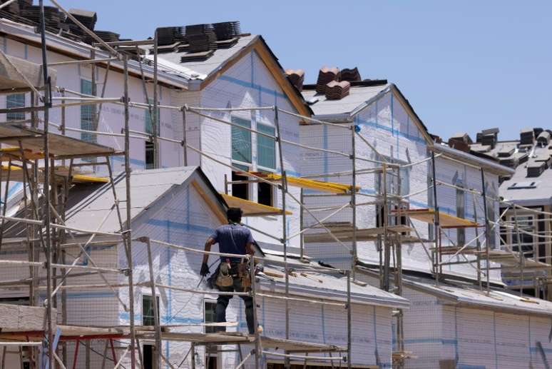 Construção de moradias unifamiliares na Califórnia
03/06/2021
REUTERS/Mike Blake