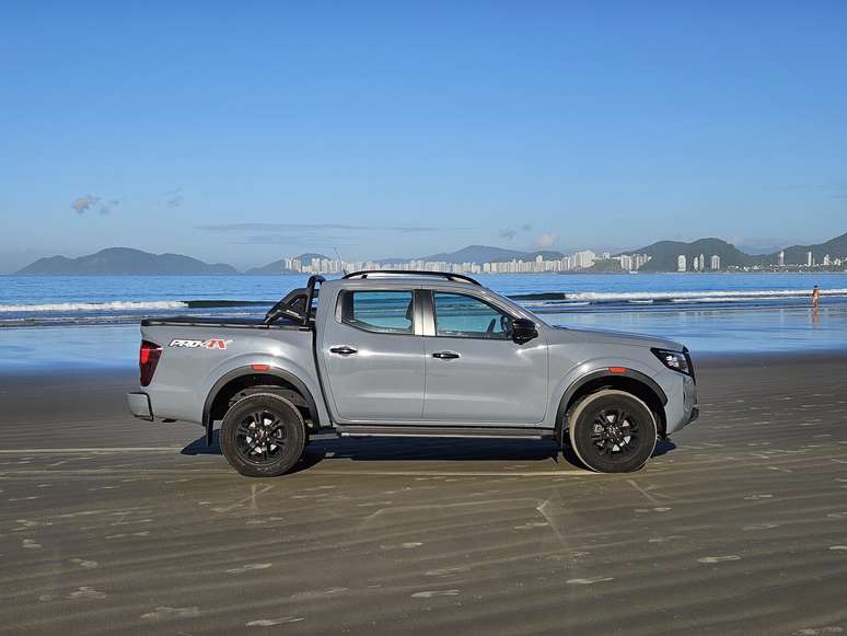 Nissan Frontier Pro-4x 2.3 AT