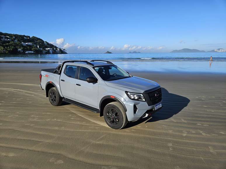 Nissan Frontier Pro-4x 2.3 AT