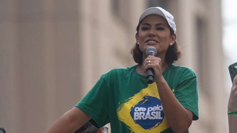 Ex-primeira-dama Michelle Bolsonaro é cotada para disputar vaga de Moro no Senado