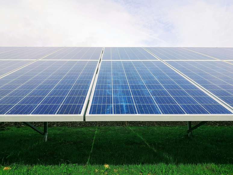 panel surya fotovoltaik energi surya