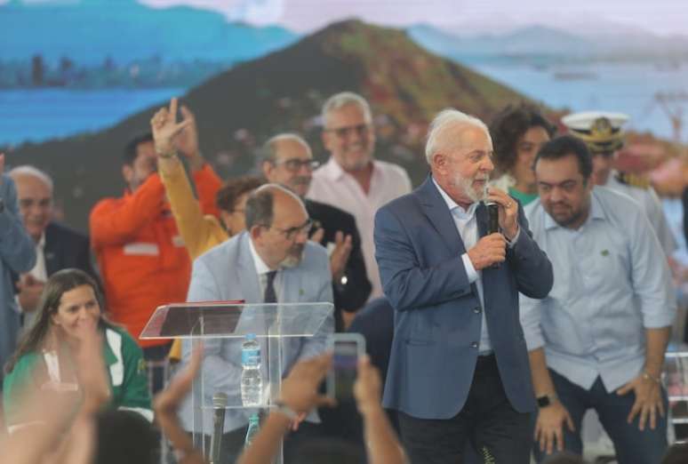 Presidente Lula participa de evento de lançamento das obras de dragagem do Canal São Lourenço em Niterói