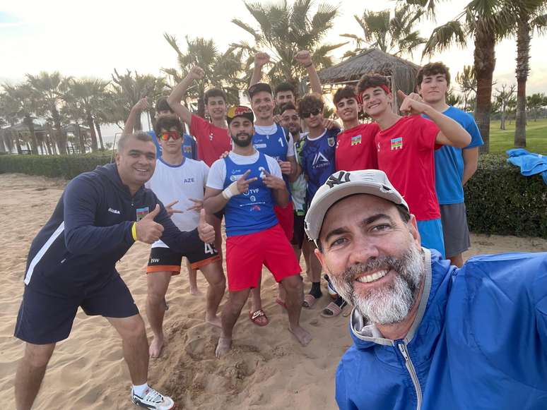 Técnico brasileiro encara desafio de desenvolver vôlei de praia masculino no Azerbaijão 