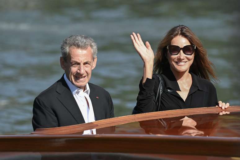 Carla Bruni é casada com Nicolas Sarkozy