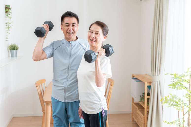 A prática de exercícios físicos ajuda a reduzir a idade biológica 