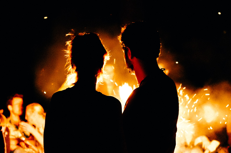 Tips for enjoying the transit of Venus in Aries as a single or with a partner