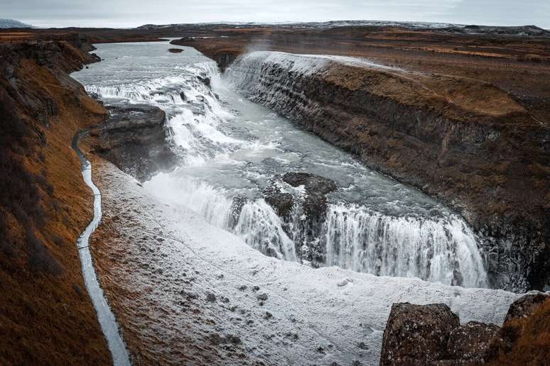 &lsquo;Gullfoss&rsquo; &eacute; uma das atra&ccedil;&otilde;es mais emblem&aacute;ticas da Isl&acirc;ndia 