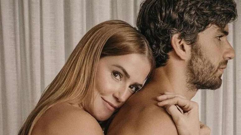 Before the separation, Deborah Secco had spoken about her marriage to her husband
