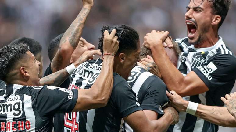 Caracas x Atl&eacute;tico-MG 