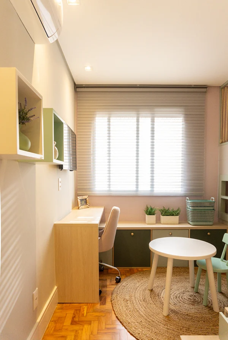 1. Transforme o quarto infantil em um mundo de criatividade e diversão com móveis planejados – Projeto: Marina Salomão Arquitetura | Foto: Giulio Garcia