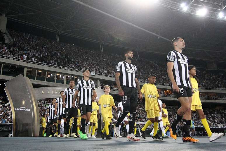 Botafogo fans choose the worst player in the defeat against Junior Barranquilla