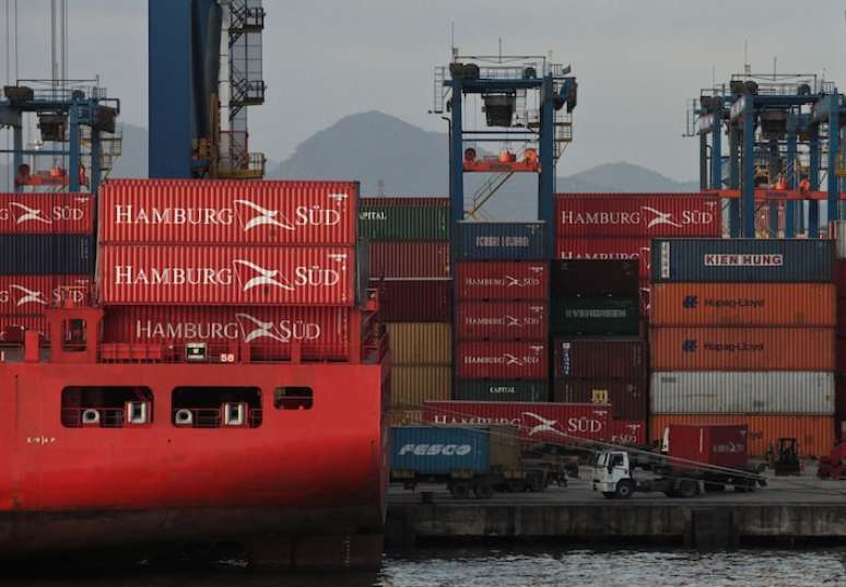 Queda de pre&ccedil;o de produtos exportados pelo Brasil e demanda interna forte devem afetar exporta&ccedil;&otilde;es