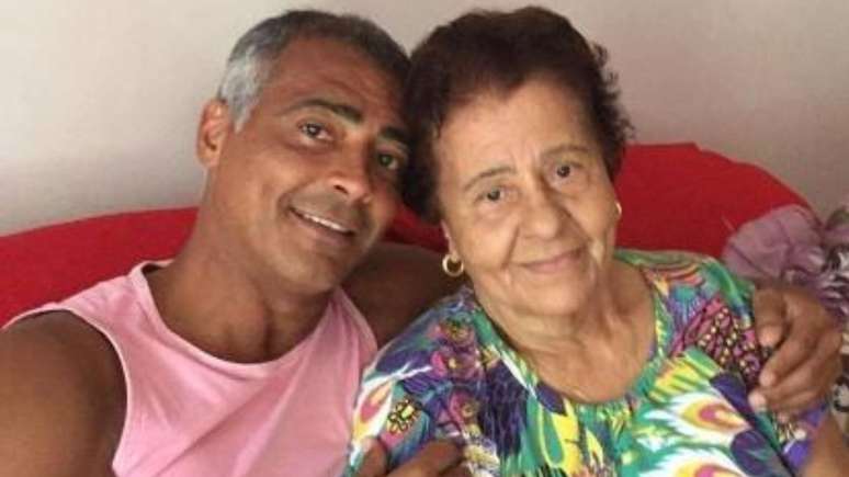 Romario confirms the death of his mother, Dona Lita: ‘I miss her immensely’