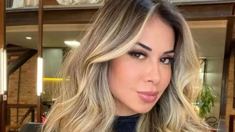 Maira Cardi returns to the internet after 8 months with a new name and look