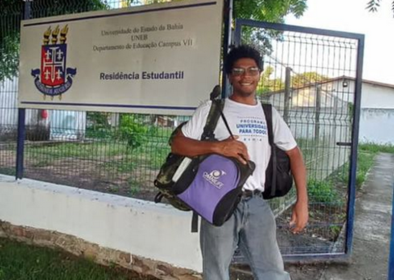 Tiago agora mora na residência estudantil da Uneb, no campus de Senhor do Bonfim
