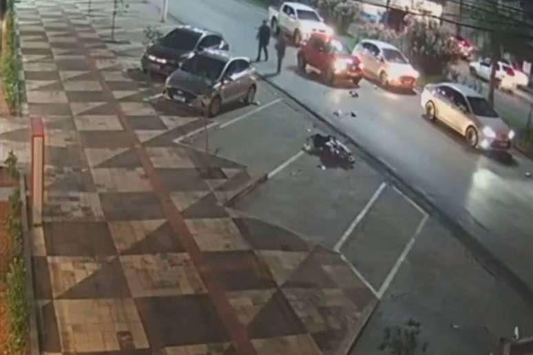Motorista de Curitiba é solto após atropelar motociclista e fugir de ...