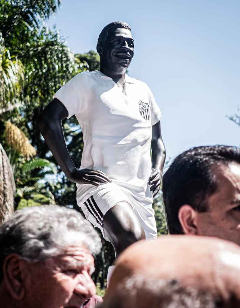 Santo André homenageia Pelé com monumento no Parque Ipiranguinha, próximo de onde o Rei marcou o primeiro dos 1.282 gols da carreira