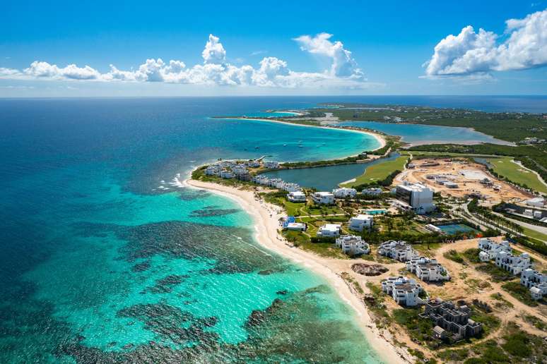A ilha de Anguilla tem como fonte de renda principal o turismo