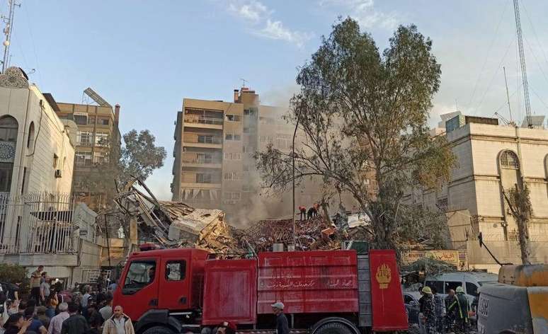 O ataque ao seu consulado em Damasco, no qual vários generais morreram, enfureceu o Irã