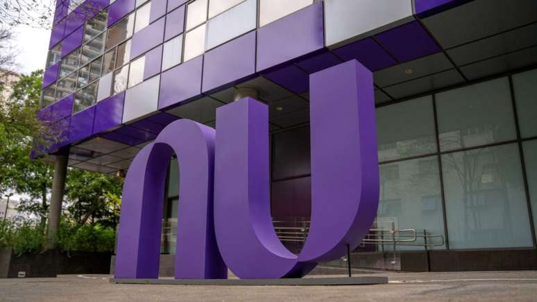 Nubank transfers investments from NuInvest to the main app