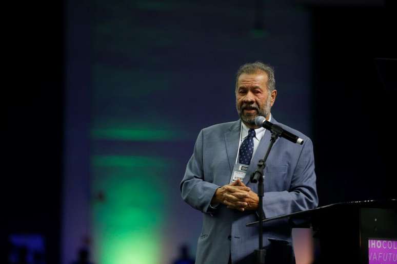 Ministro Carlos Lupi, da Previdência Social, na abertura do 44º Congresso Brasileiro de Previdência Privada (CBPP), no Transamérica Expo Center, em São Paulo