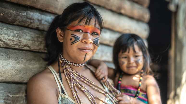 Em 2010, o IBGE identificou 274 línguas pertencentes a 305 povos indígenas 