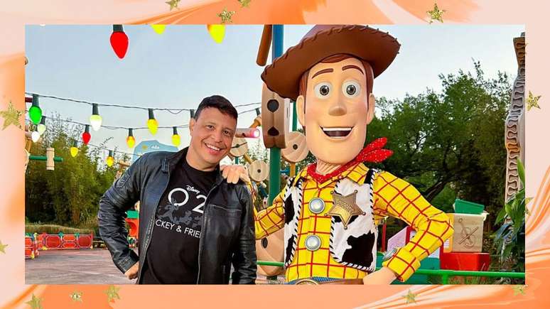 Voz brasileira do Woody, de "Toy Story", protagoniza encontro icônico com personagem
